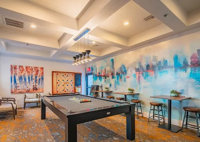 Near State Farm Stadium With Pool Gym Balcony Wd * Glendale