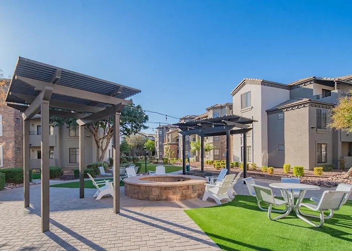 Apartment Near State Farm Stadium With Pool Gym Balcony Wd *